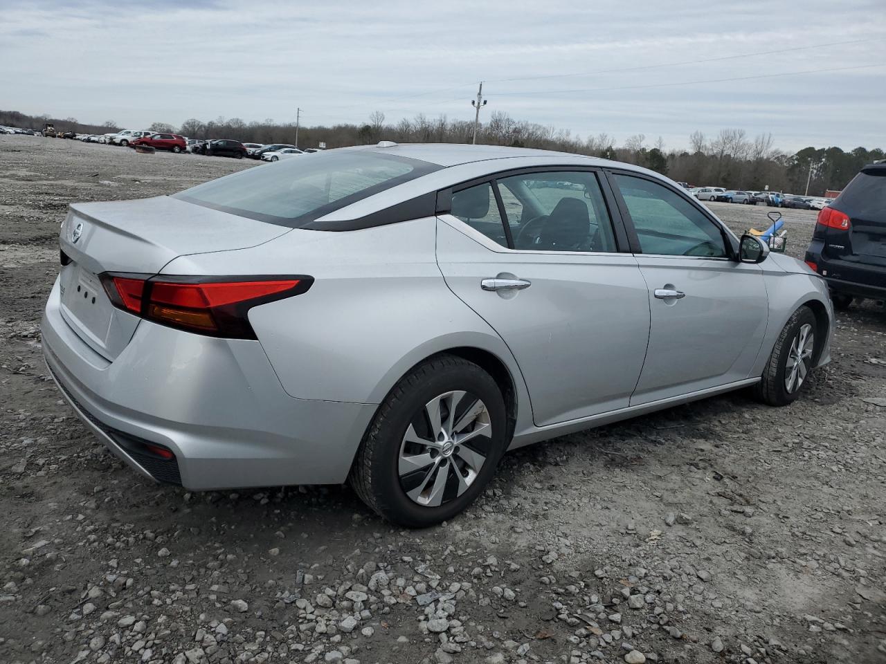 2020 Nissan Altima VIN 1N4BL4BV8LC217787 Copart auction photo, front end damage thumbnail 3