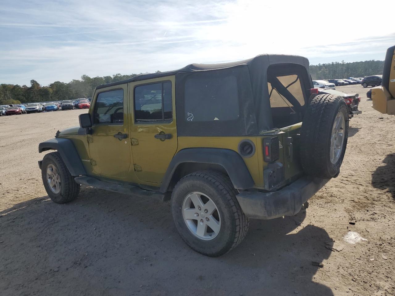 2007 Jeep Wrangler VIN 1J4GB39137L102692 Copart auction photo, rear end damage thumbnail 2