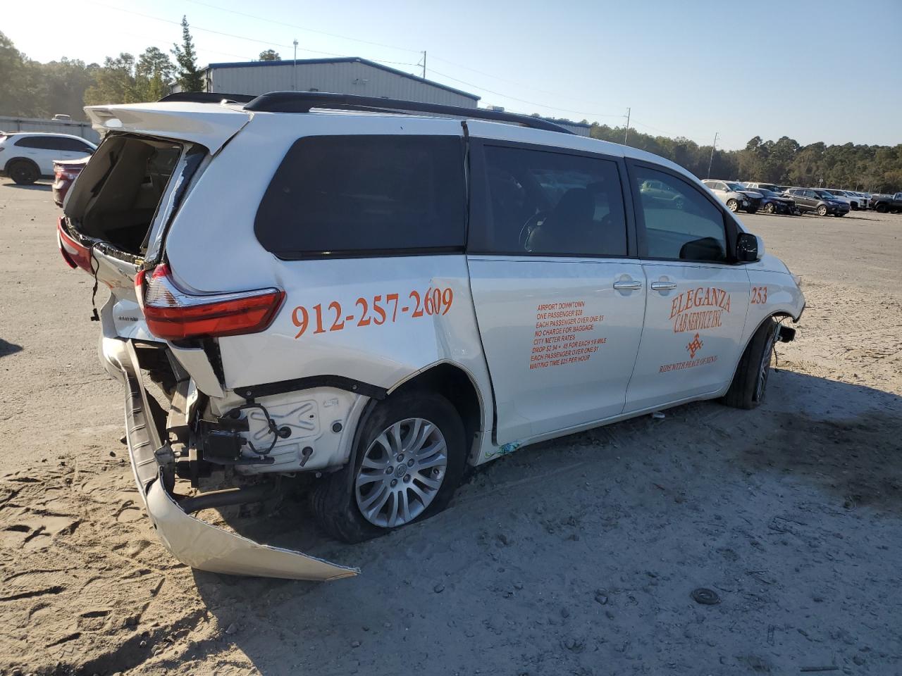 2016 Toyota Sienna VIN 5TDYK3DC7GS715593 Copart auction photo, rear end / side damage thumbnail 3