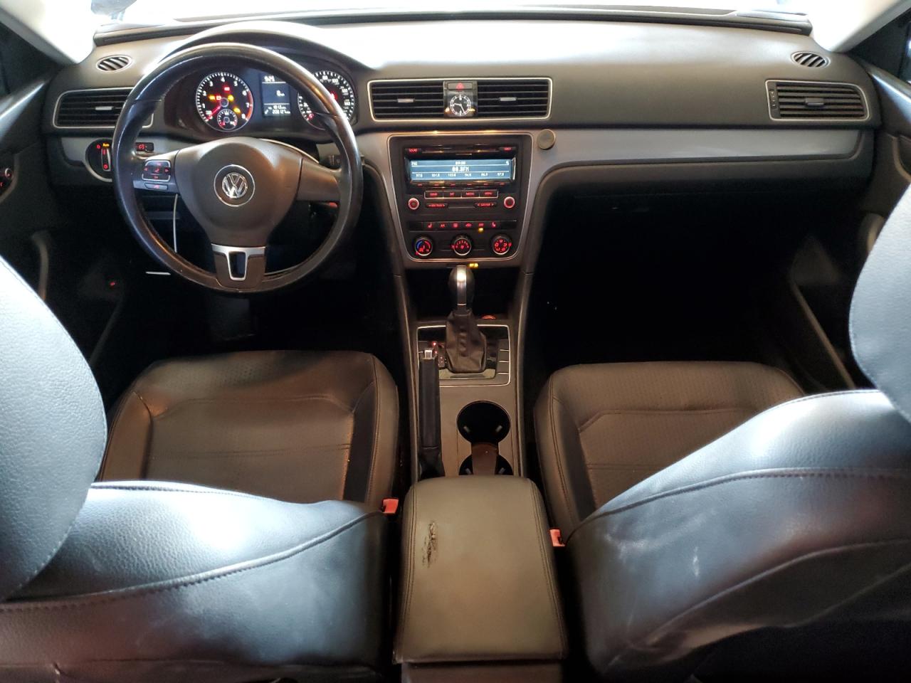 2015 Volkswagen Passat VIN 1VWAT7A38FC065857 Copart auction photo, front end / mechanical damage thumbnail 8