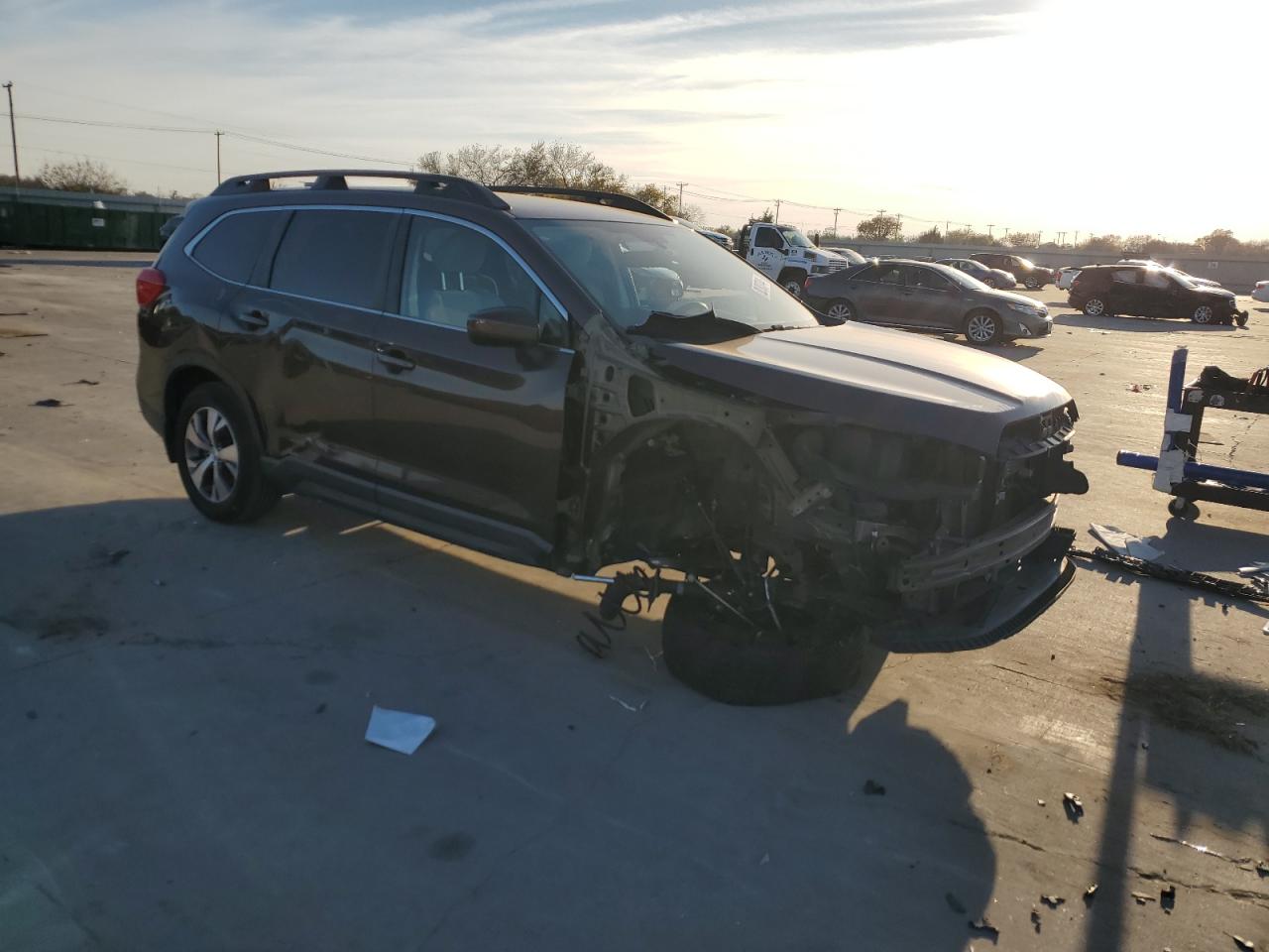 2020 Subaru Ascent VIN 4S4WMAFD7L3439015 Copart auction photo, front end damage thumbnail 4
