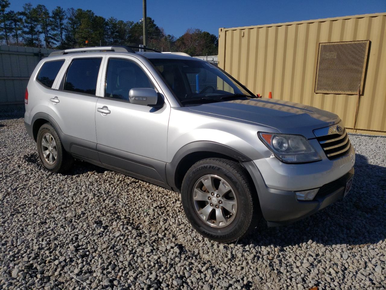 2009 KIA Mohave (borrego) VIN KNDJH741895011255 Copart auction photo, front end damage thumbnail 4