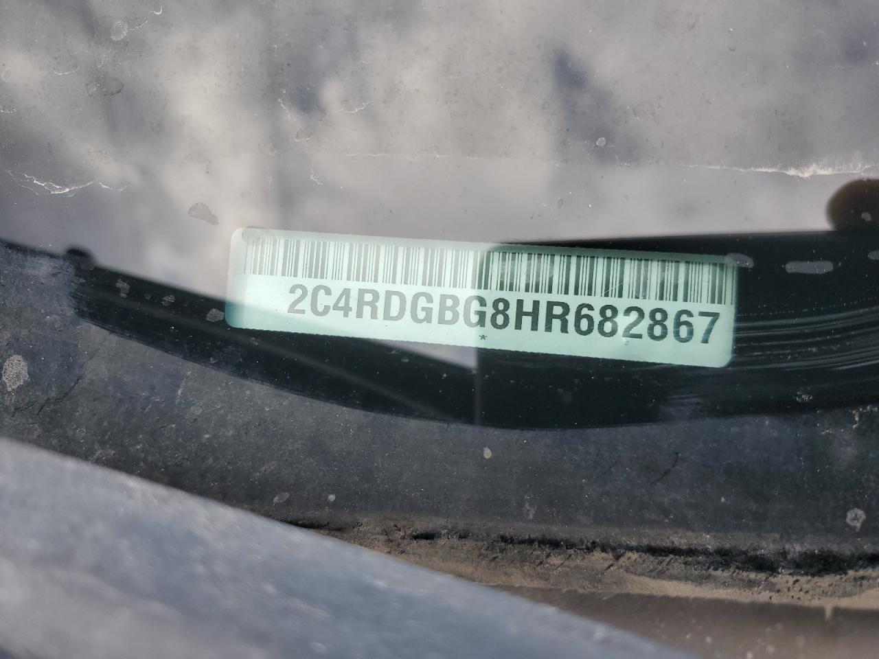2017 Dodge Caravan VIN 2C4RDGBG8HR682867 Copart auction photo, side / front end damage thumbnail 14