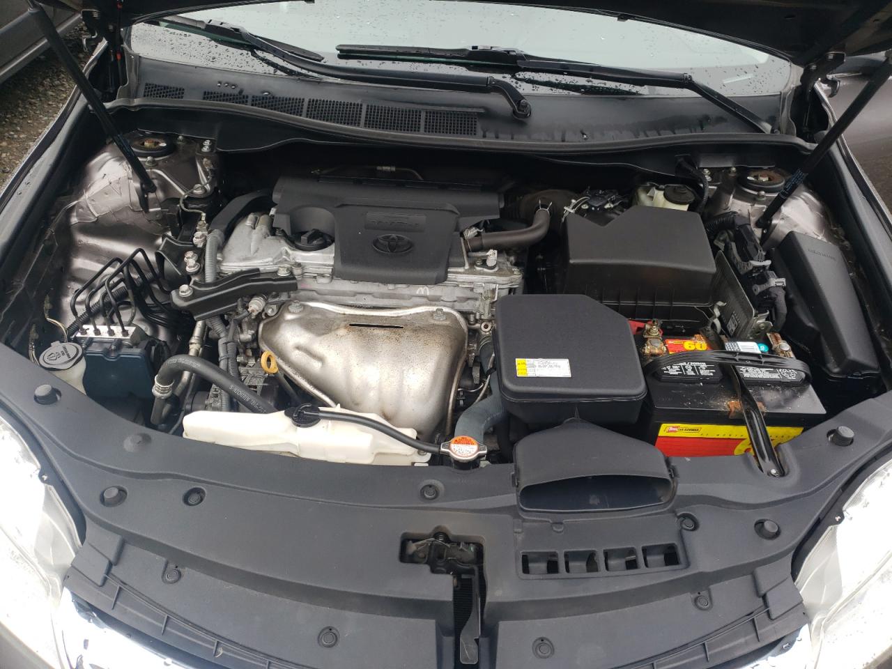 2016 Toyota Camry VIN 4T4BF1FK6GR565556 Copart auction photo, rear end / undercarriage damage thumbnail 11