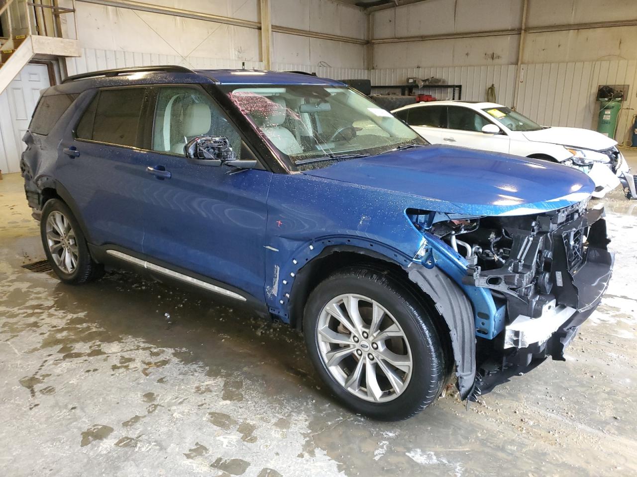 2020 Ford Explorer VIN 1FMSK7DH6LGB01028 Copart auction photo, all over damage thumbnail 4