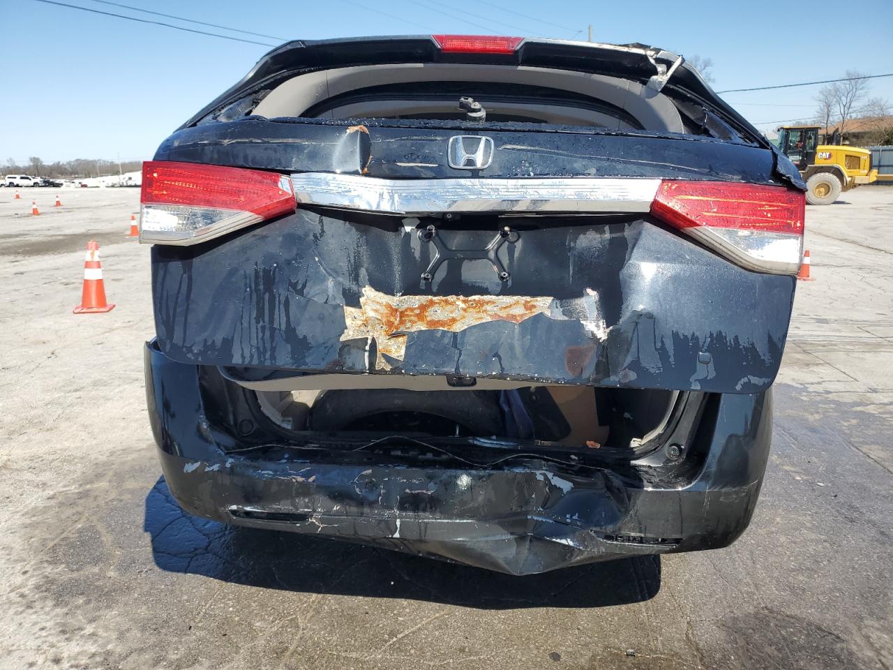 2015 Honda Odyssey VIN 5FNRL5H65FB058782 Copart auction photo, rear end damage thumbnail 6