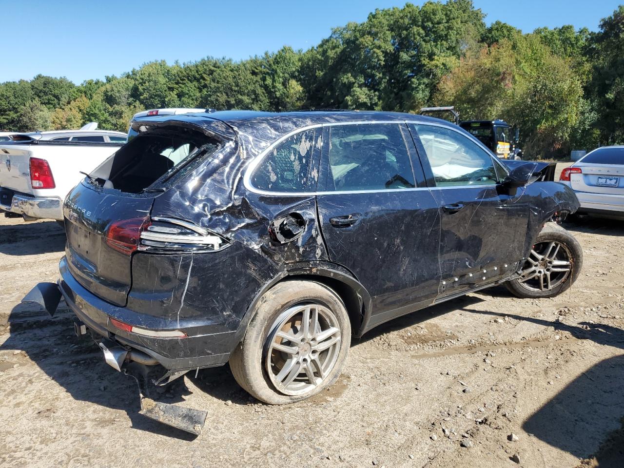 2016 Porsche Cayenne VIN WP1AA2A24GKA08824 Copart auction photo, all over damage thumbnail 3