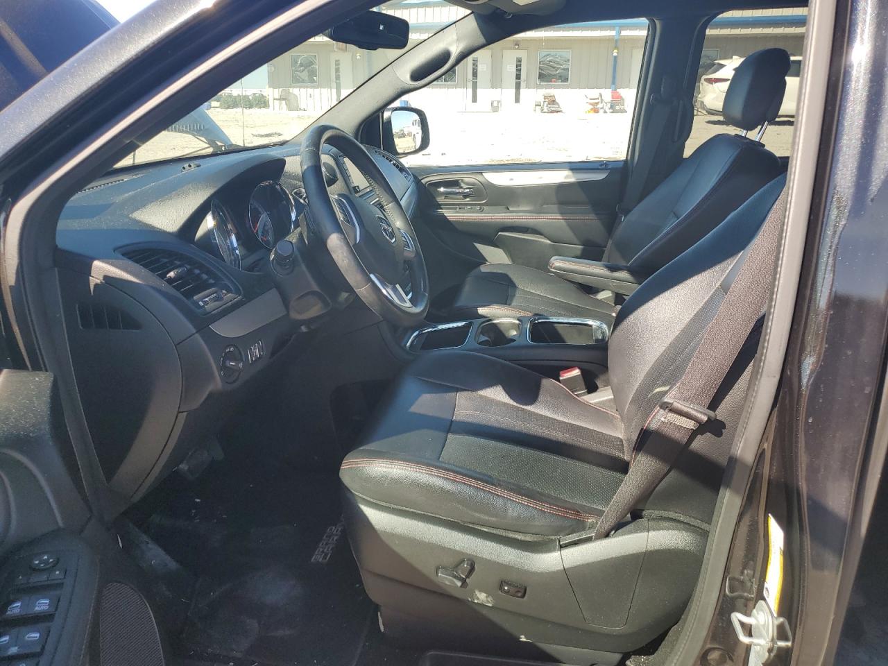 2017 Dodge Caravan VIN 2C4RDGEG1HR657059 Copart auction photo, front end / side damage thumbnail 7