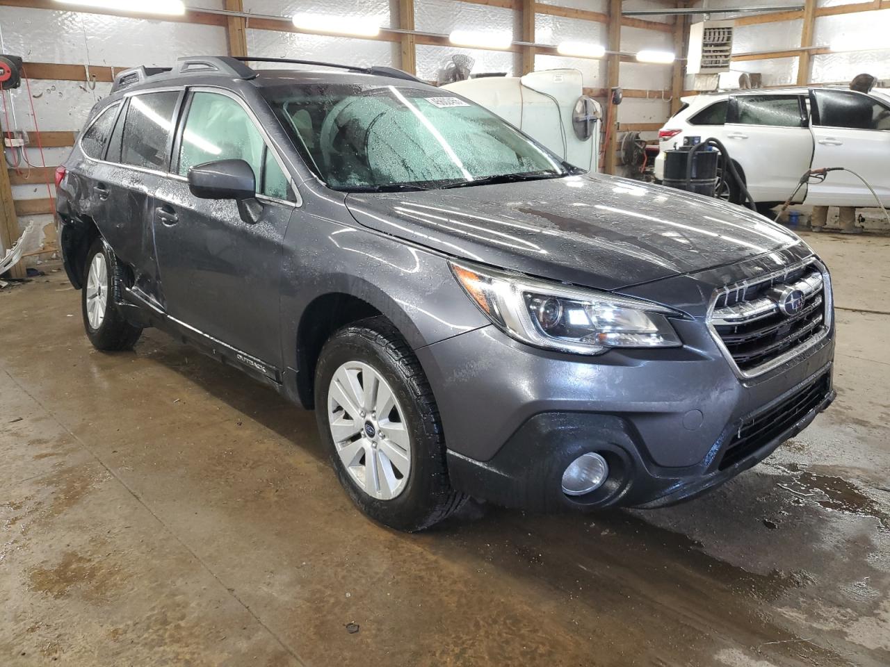2019 Subaru Outback VIN 4S4BSAFC3K3342386 Copart auction photo, side / rear end damage thumbnail 4