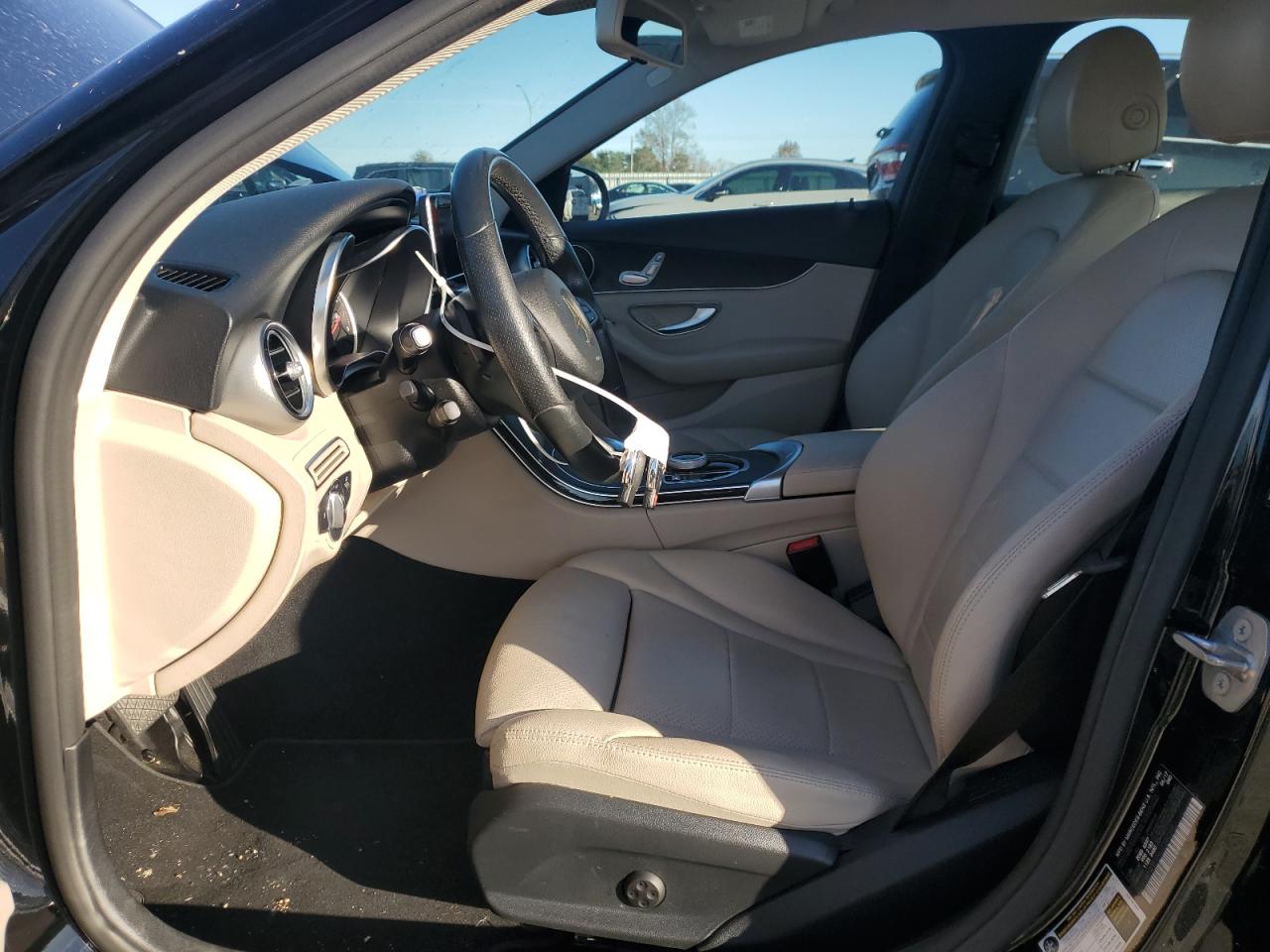 2017 Mercedes-Benz C-klasse VIN 55SWF4JB1HU234059 Copart auction photo, side / rear end damage thumbnail 7