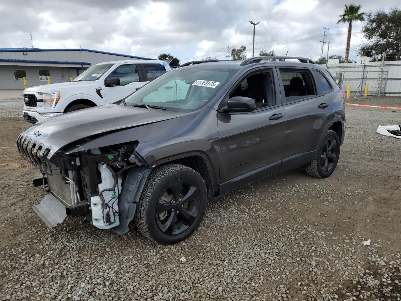 2017 Jeep Grand Cherokee VIN 1C4PJLAB2HW617213