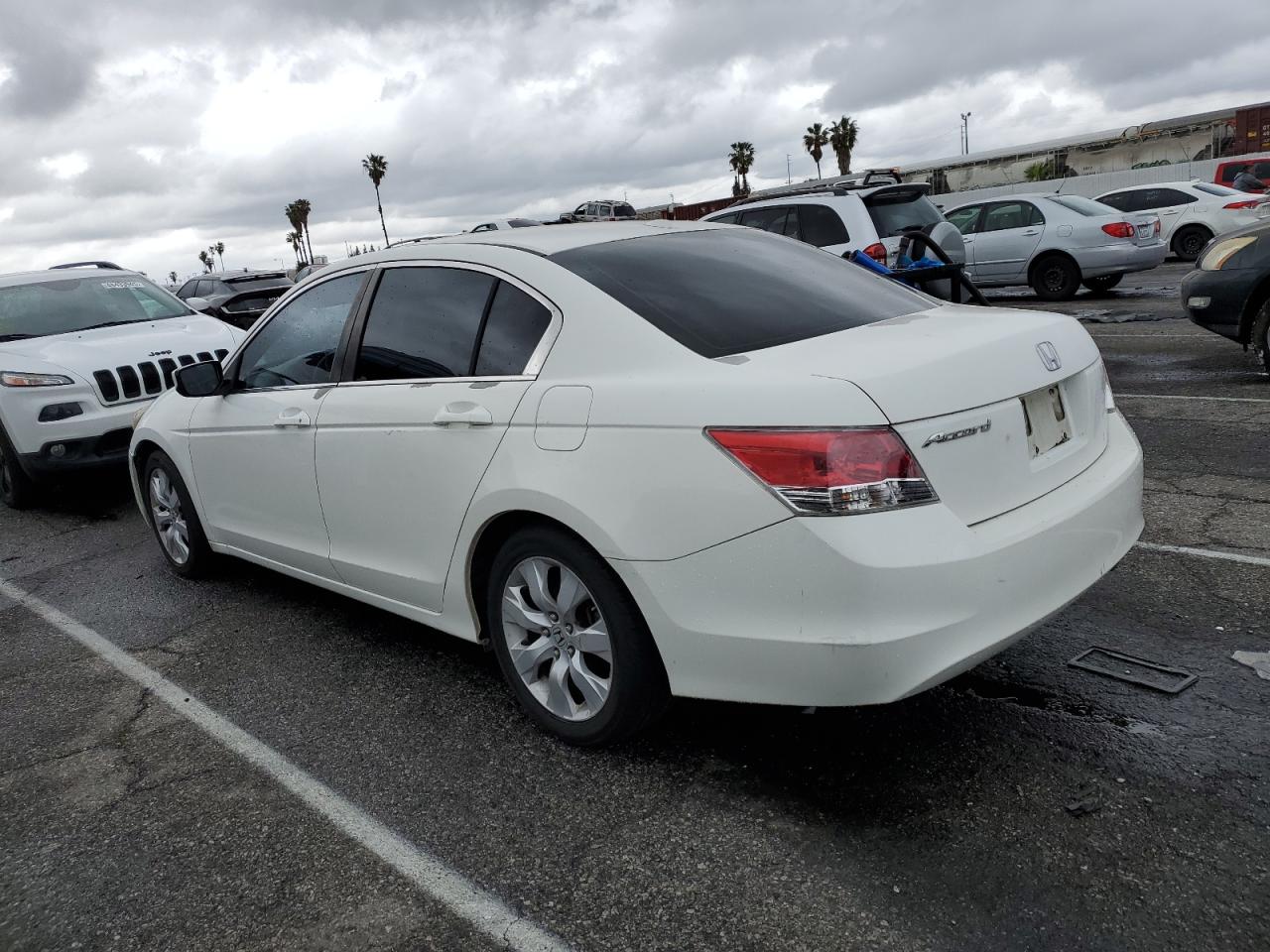 2010 Honda Accord VIN 1HGCP2F82AA072476 Copart auction photo, vandalism / minor dent/scratches damage thumbnail 2