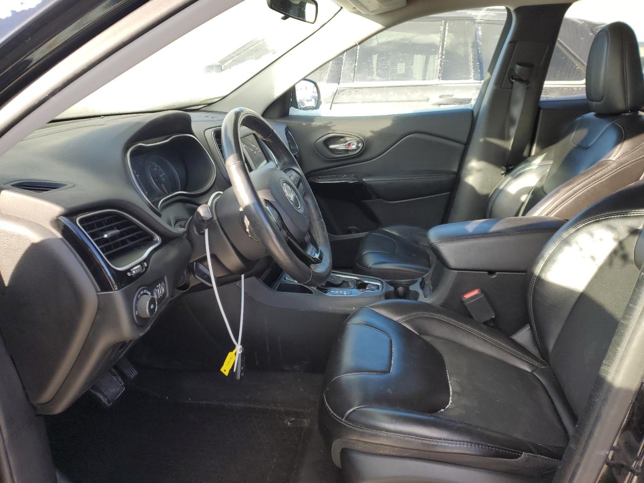 2019 Jeep Grand Cherokee VIN 1C4PJLLB4KD376481 Copart auction photo, front end damage thumbnail 7