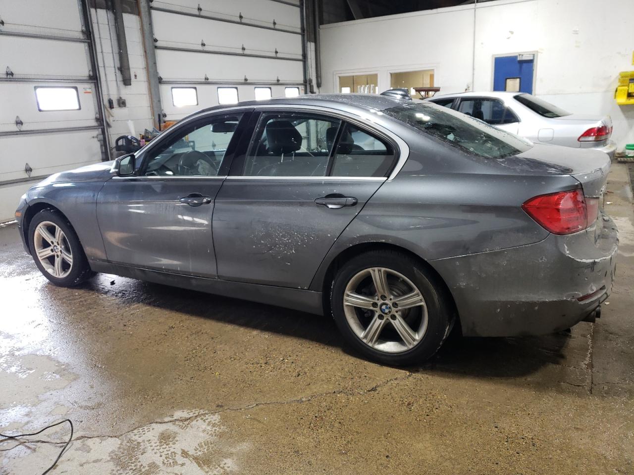 2015 BMW 3er VIN WBA3B5G58FNS12188 Copart auction photo, front end damage thumbnail 2