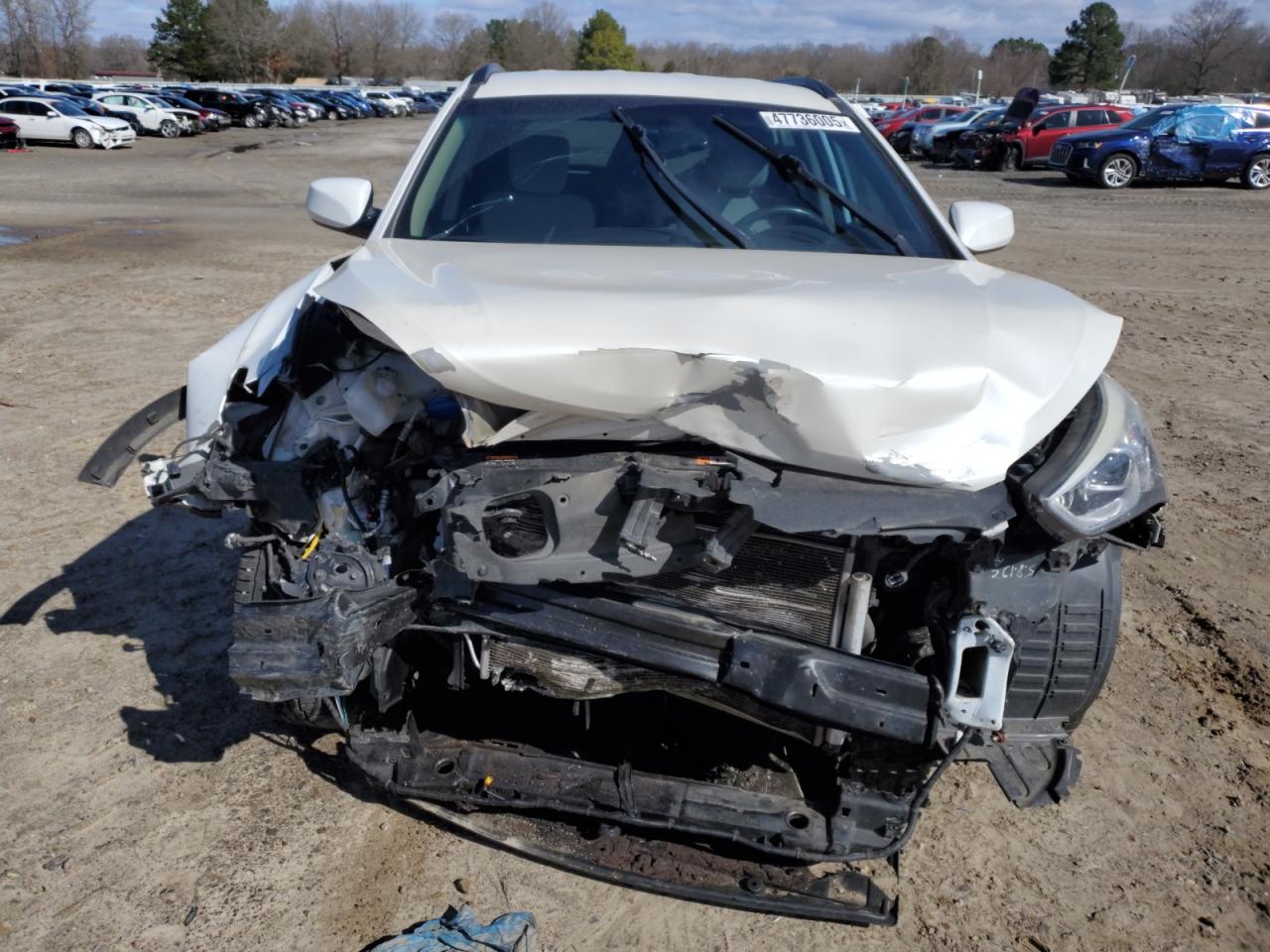 2013 Hyundai Santa Fe VIN 5XYZU3LB0DG091801 Copart auction photo, front end / minor dent/scratches damage thumbnail 5
