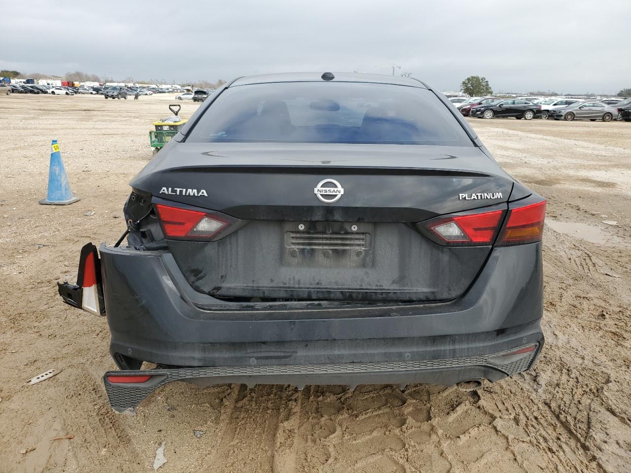 2019 Nissan Altima VIN 1N4BL4FV0KC106546 Copart auction photo, undercarriage / rear end damage thumbnail 6