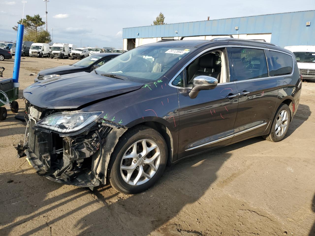 2020 Chrysler Pacifica VIN 2C4RC1GG8LR281191