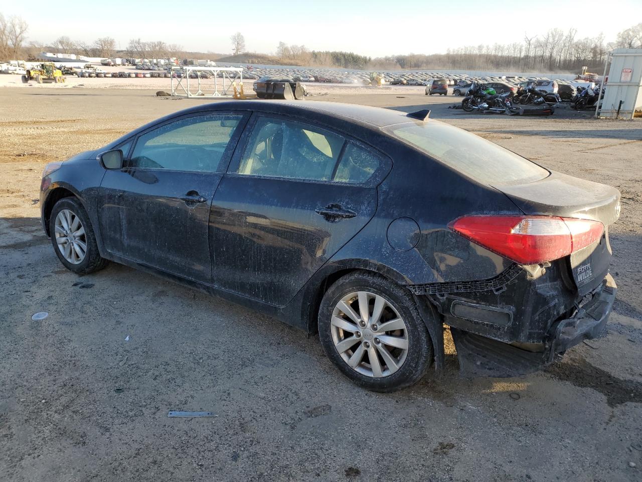 2016 KIA Forte VIN KNAFX4A60G5558344 Copart auction photo, rear end damage thumbnail 2
