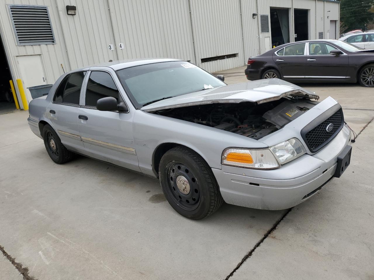 2010 Ford Crown Victoria VIN 2FABP7BVXAX139292 Copart auction photo, front end damage thumbnail 4