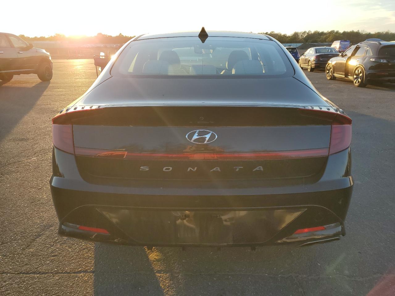 2023 Hyundai Sonata VIN KMHL64JA3PA316504 Copart auction photo, front end / side damage thumbnail 6