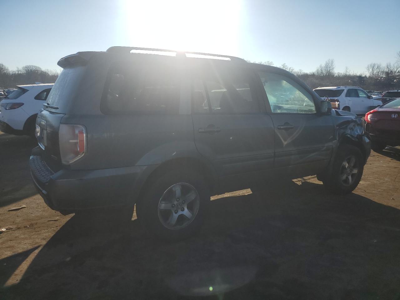 2008 Honda Pilot VIN 5FNYF18438B036308 Copart auction photo, front end / rear end damage thumbnail 3
