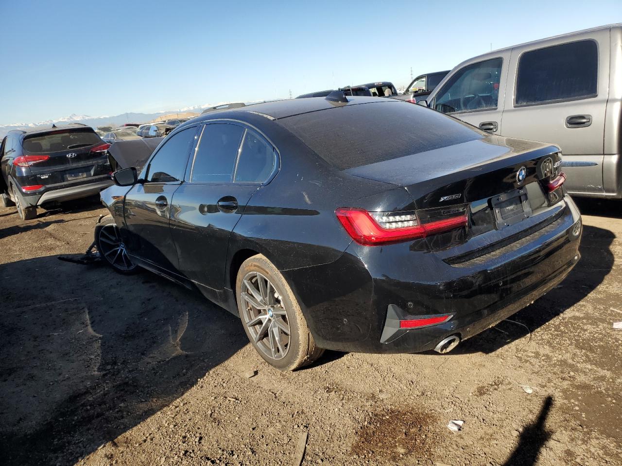 2019 BMW 3er VIN WBA5R7C54KAE82626 Copart auction photo, front end damage thumbnail 2