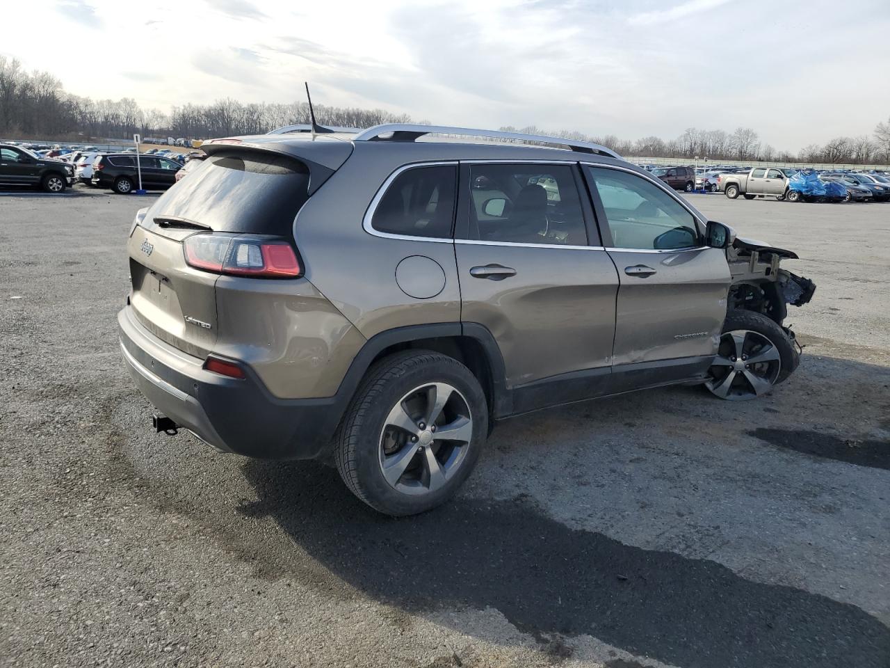 2019 Jeep Grand Cherokee VIN 1C4PJMDX0KD237609 Copart auction photo, front end damage thumbnail 3