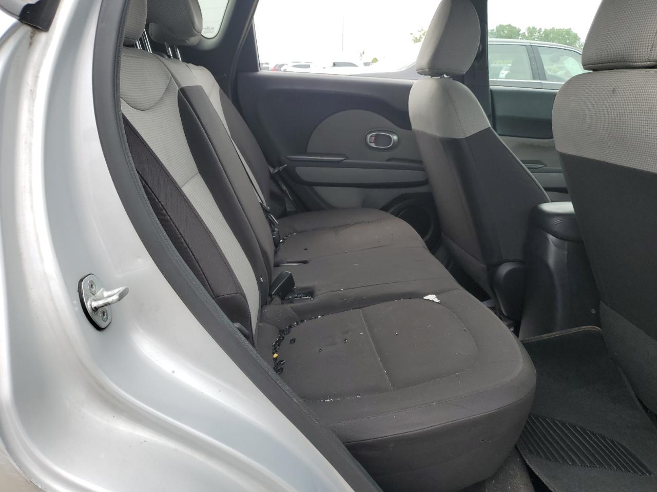 2015 KIA Soul VIN KNDJN2A25F7752634 Copart auction photo, all over / vandalism damage thumbnail 10