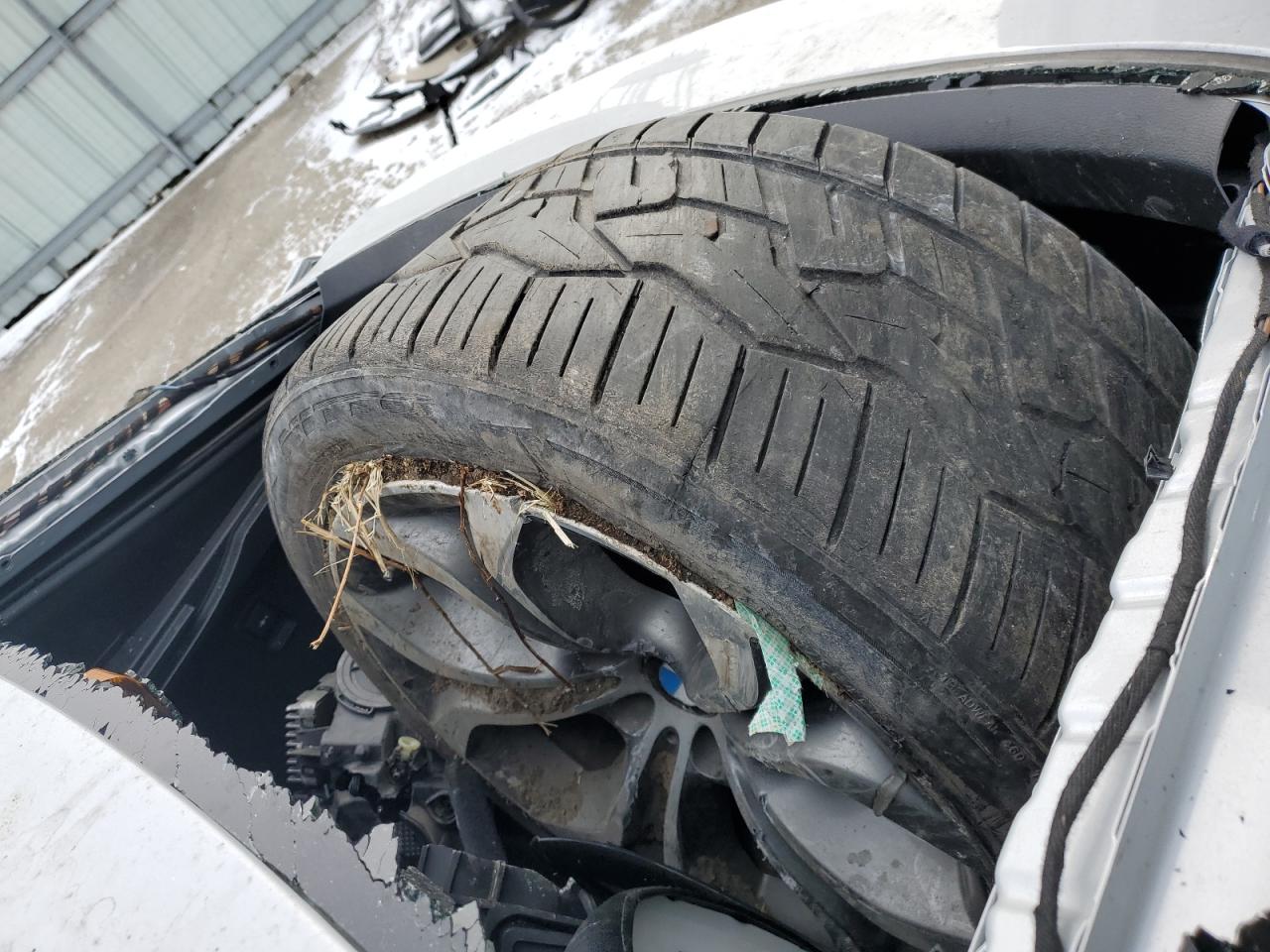 2013 BMW X6 VIN 5UXFG8C53DL591813 Copart auction photo, rollover damage thumbnail 13