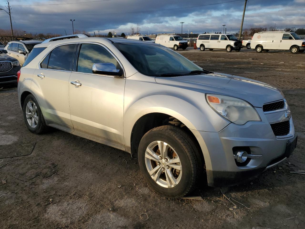 2011 Chevrolet Equinox VIN 2CNFLGECXB6329937 Copart auction photo, rear end / side damage thumbnail 4