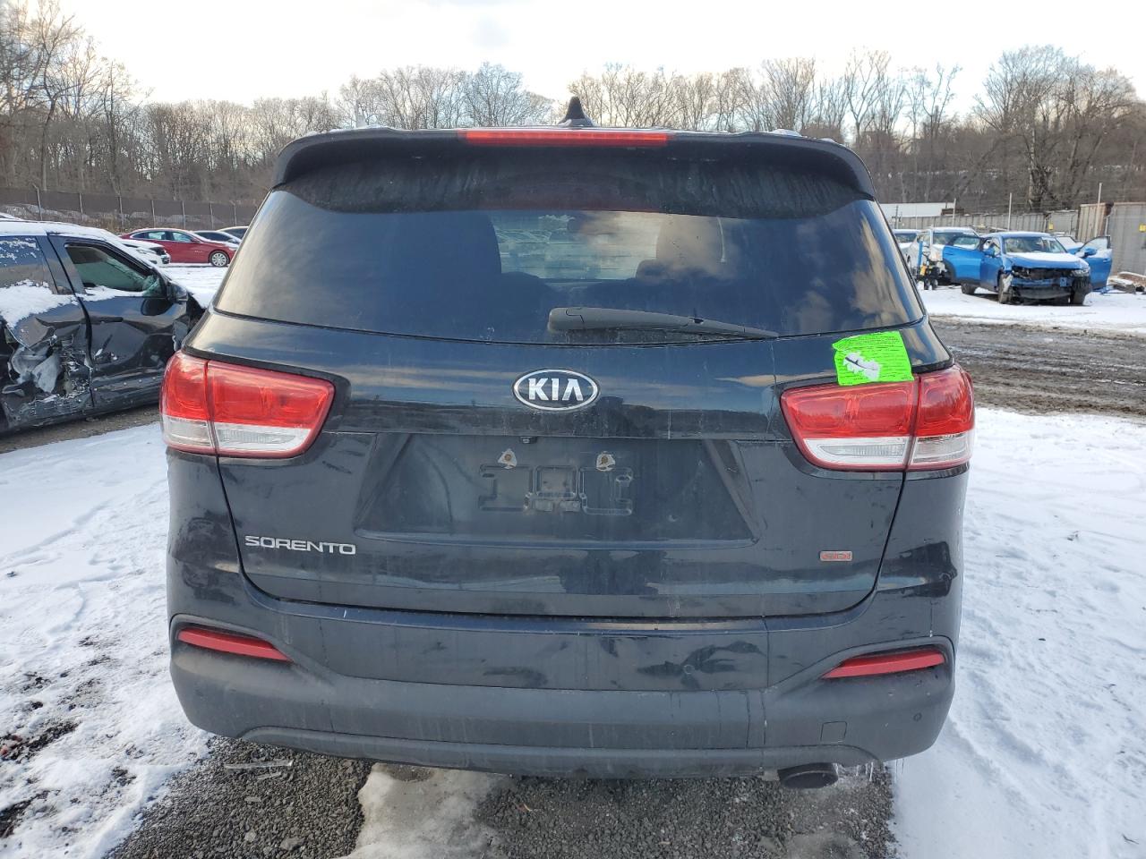 2016 KIA Sorento VIN 5XYPG4A30GG143481 Copart auction photo, all over / minor dent/scratches damage thumbnail 6