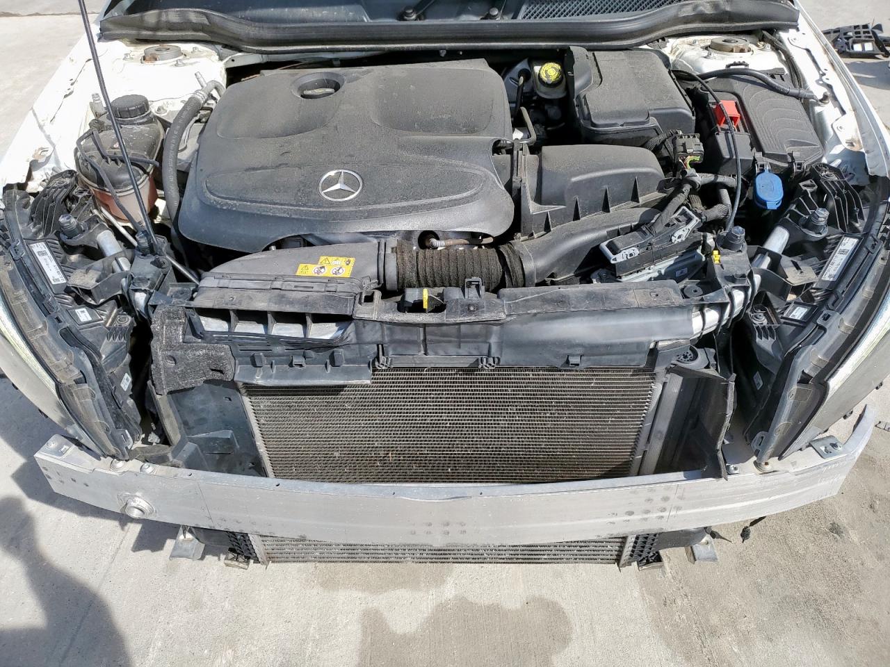 2018 Mercedes-Benz CLA-klasse VIN WDDSJ4EB8JN683857 Copart auction photo, front end / rear end damage thumbnail 11