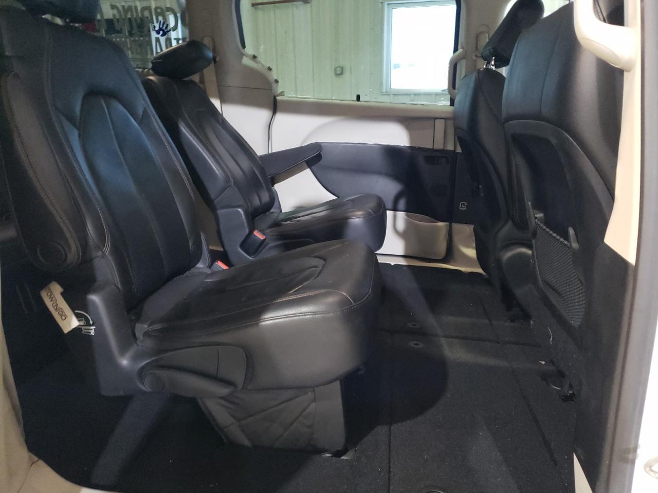 2018 Chrysler Pacifica VIN 2C4RC1BG0JR269749 Copart auction photo, front end damage thumbnail 11