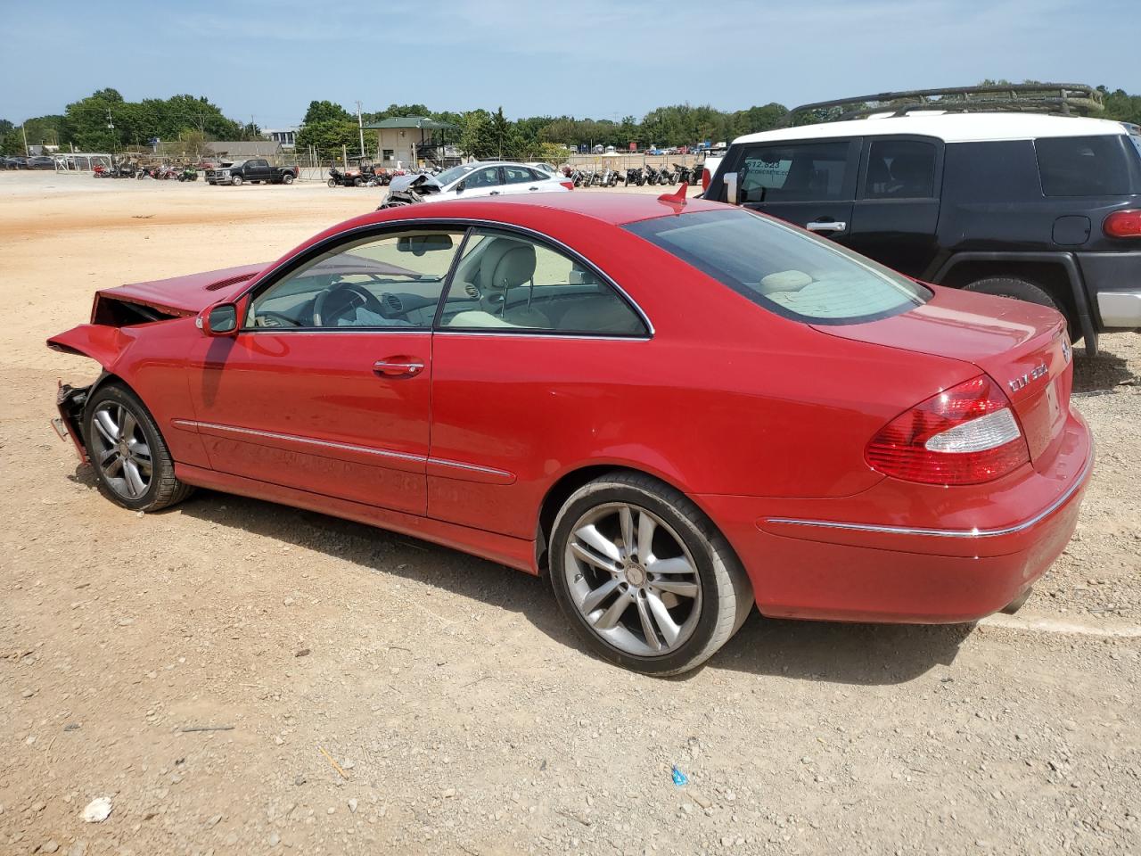 2008 Mercedes-Benz CLK-klasse VIN WDBTJ56H48F234136 Copart auction photo, front end damage thumbnail 2