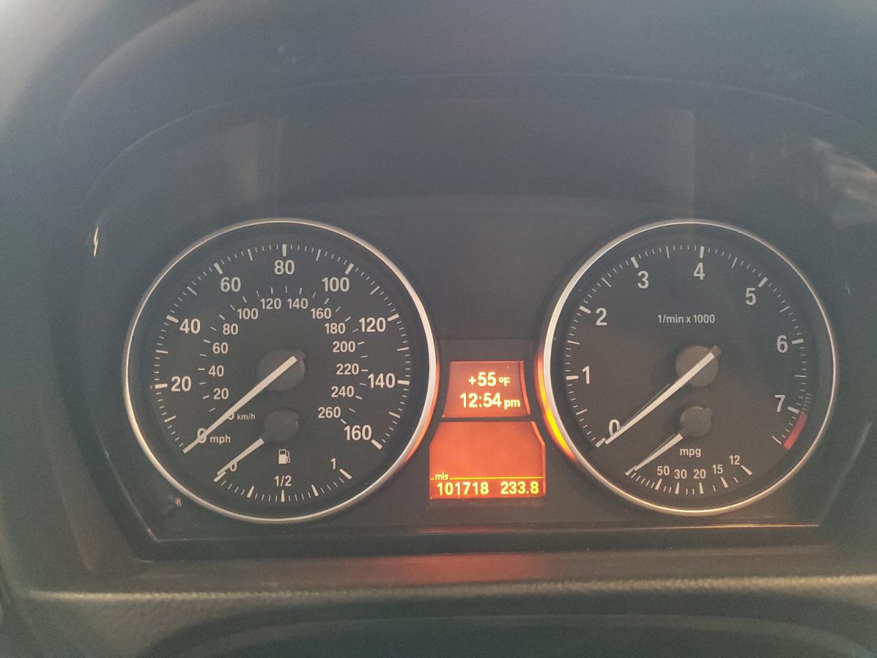 2011 BMW 3er VIN WBAPH5G58BNM82970 Copart auction photo, front end / side damage thumbnail 9