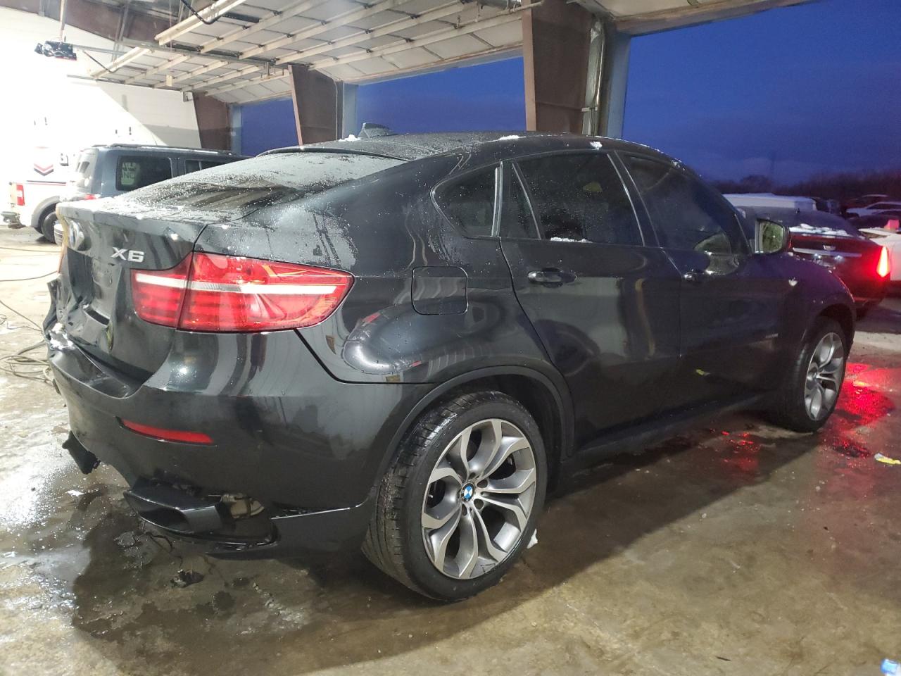 2013 BMW X6 VIN 5UXFG8C52DL591320 Copart auction photo, rear end damage thumbnail 3