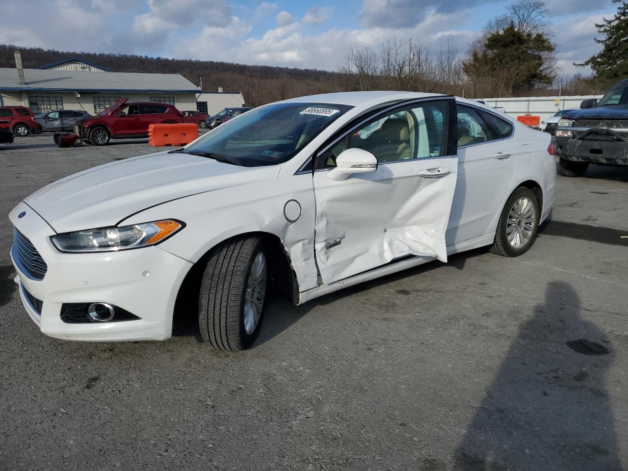 2016 Ford Fusion VIN 3FA6P0PU6GR190403