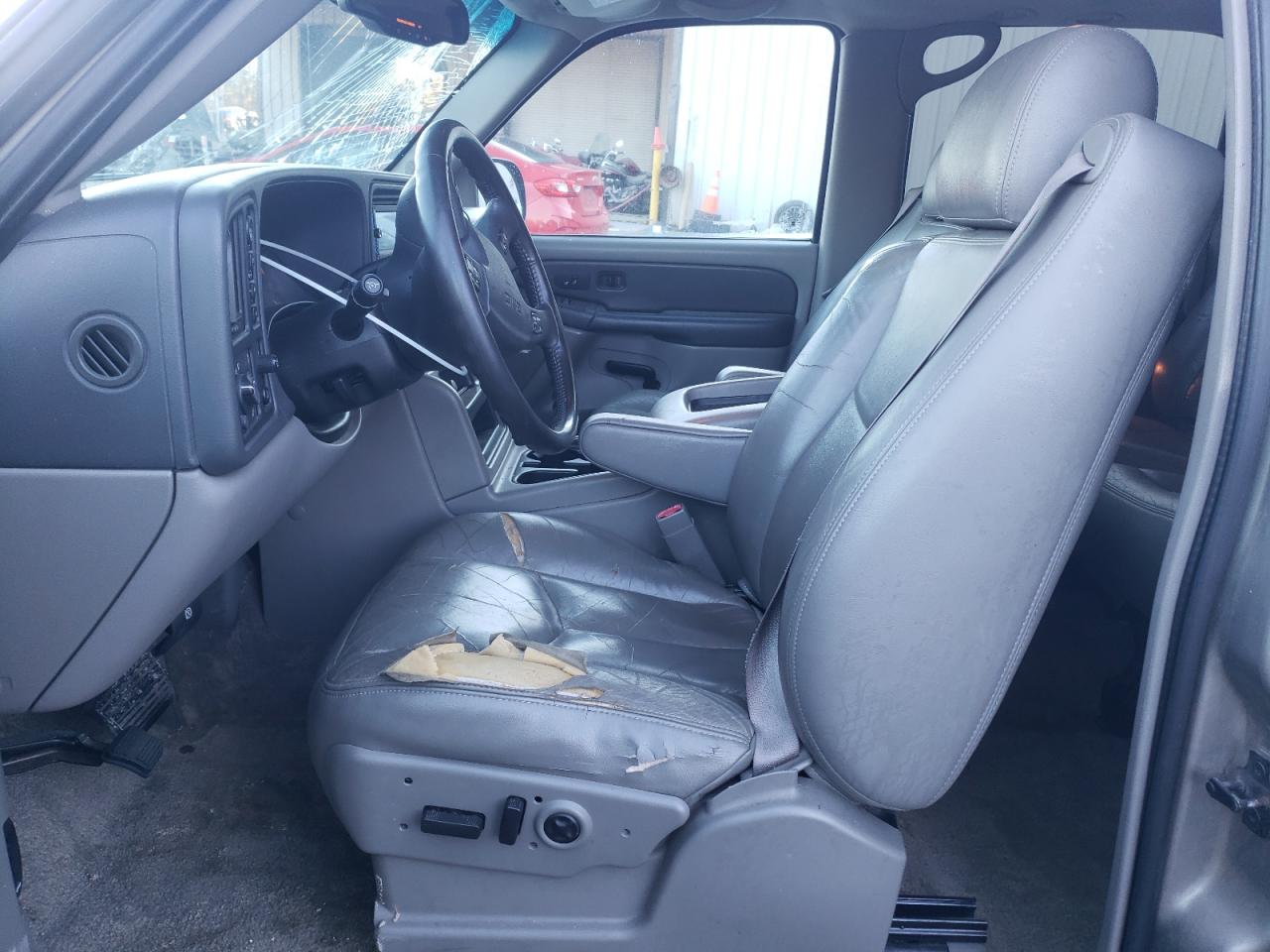 2003 GMC Yukon VIN 3GKFK16Z43G224294 Copart auction photo, front end / side damage thumbnail 7