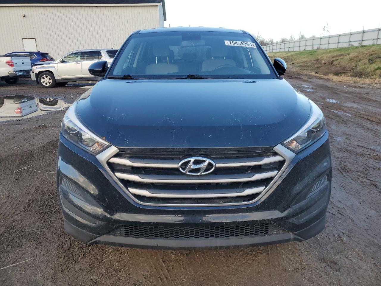 2017 Hyundai Tucson VIN KM8J23A43HU451361 Copart auction photo, side / front end damage thumbnail 5
