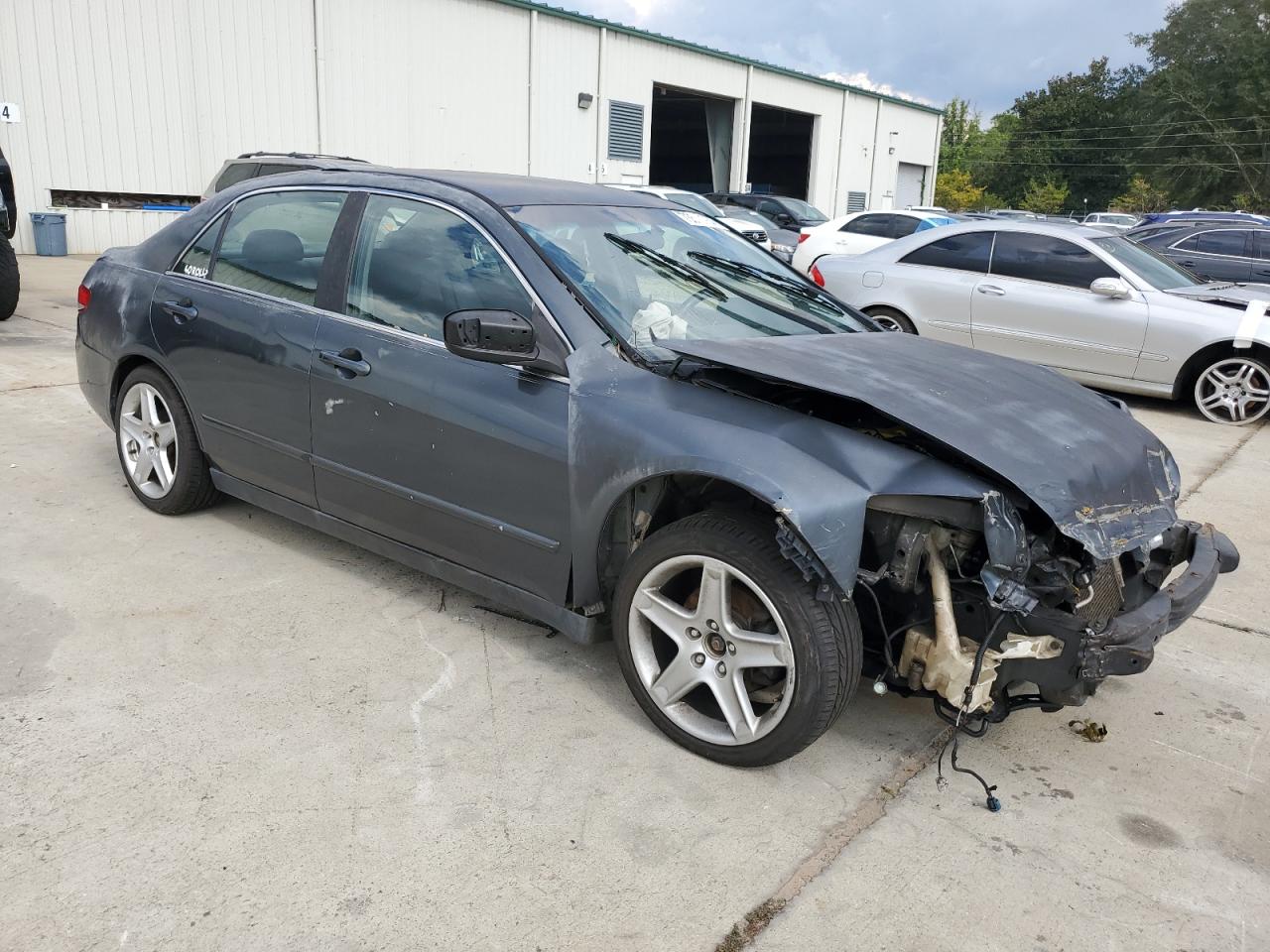 2003 Honda Accord VIN JHMCM55383C037901 Copart auction photo, front end / frame damage damage thumbnail 4
