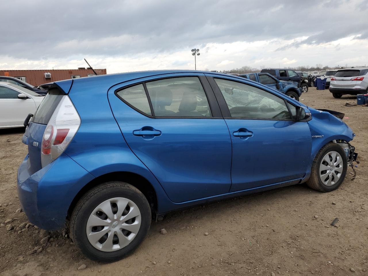 2014 Toyota Prius VIN JTDKDTB3XE1572801 Copart auction photo, front end / all over damage thumbnail 3