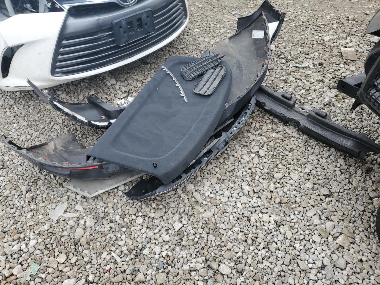 2017 Volkswagen Tiguan VIN WVGBV7AX4HK000545 Copart auction photo, front end / rear end damage thumbnail 13
