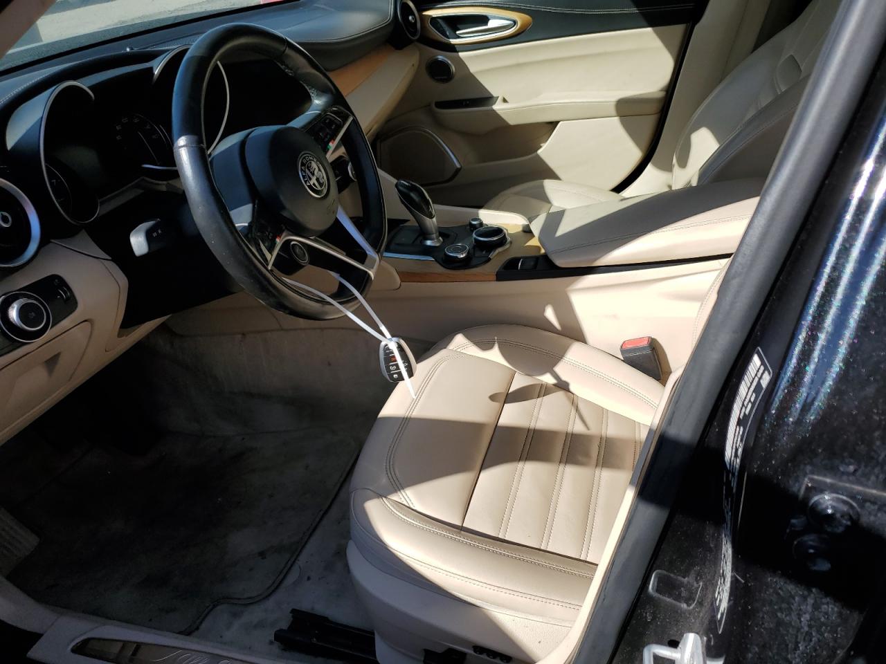 2017 Alfa Romeo Giulia VIN ZARFAEEN3H7543490 Copart auction photo, water/flood damage thumbnail 7