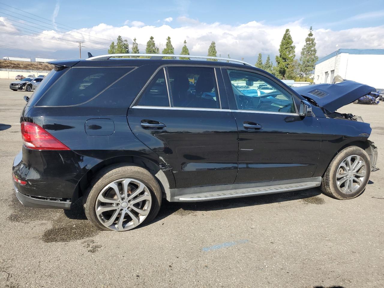 2016 Mercedes-Benz GLE VIN 4JGDA5JB0GA650121 Copart auction photo, front end / side damage thumbnail 3