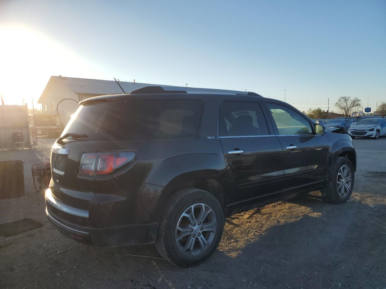 2015 GMC Acadia VIN 1GKKRRKD0FJ147820 Copart auction photo, front end damage thumbnail 3