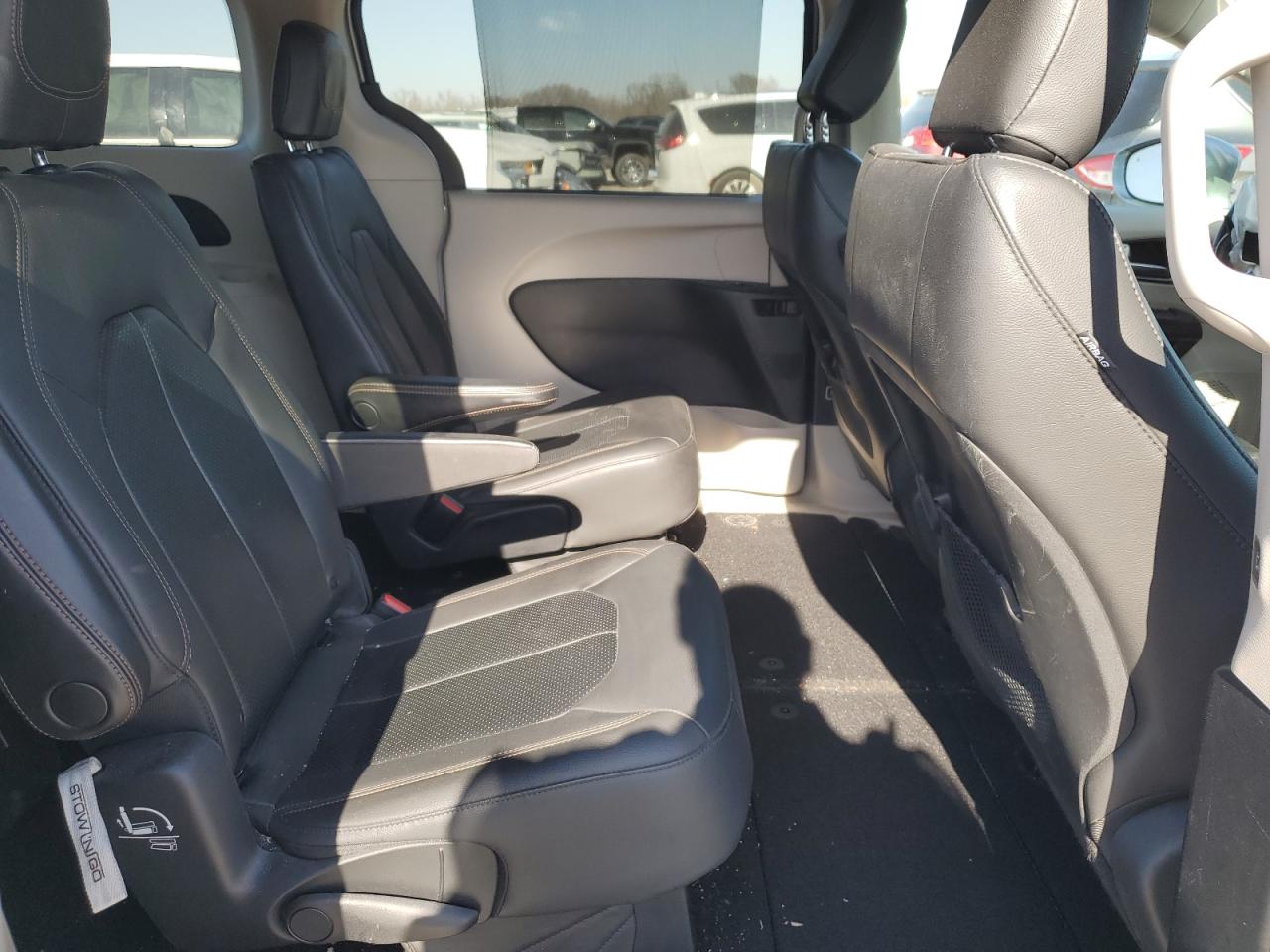 2020 Chrysler Pacifica VIN 2C4RC1BG7LR114263 Copart auction photo, front end damage thumbnail 11