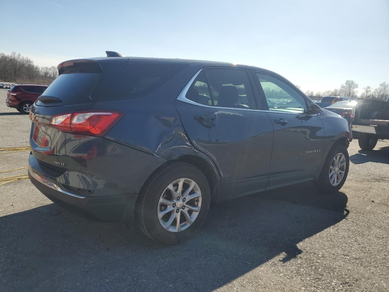 2018 Chevrolet Equinox VIN 3GNAXSEV0JL289487 Copart auction photo, front end / side damage thumbnail 3