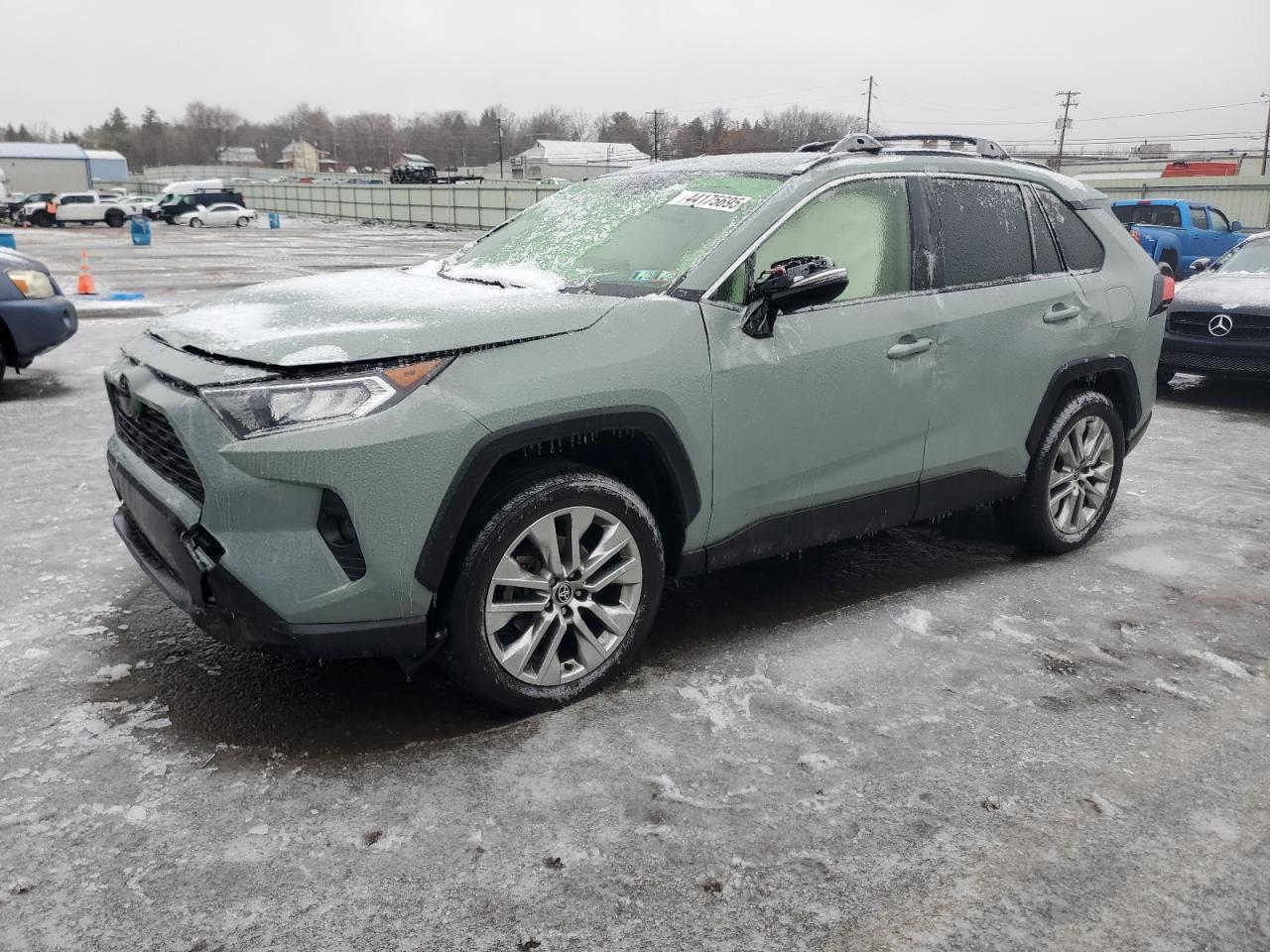 2021 Toyota RAV 4 VIN JTMA1RFV7MD079495