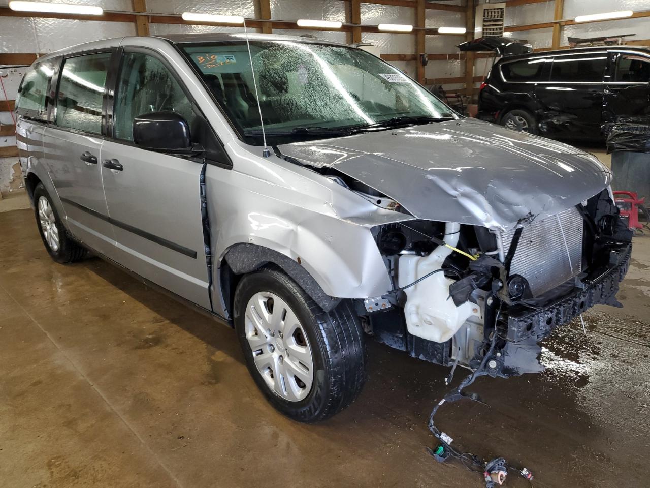 2014 Dodge Caravan VIN 2C4RDGBG9ER197312 Copart auction photo, front end / rear end damage thumbnail 4