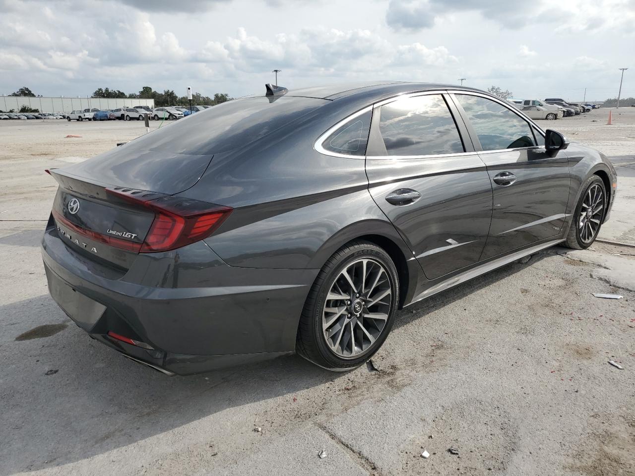 2021 Hyundai Sonata VIN 5NPEH4J29MH116697 Copart auction photo, minor dent/scratches damage thumbnail 3